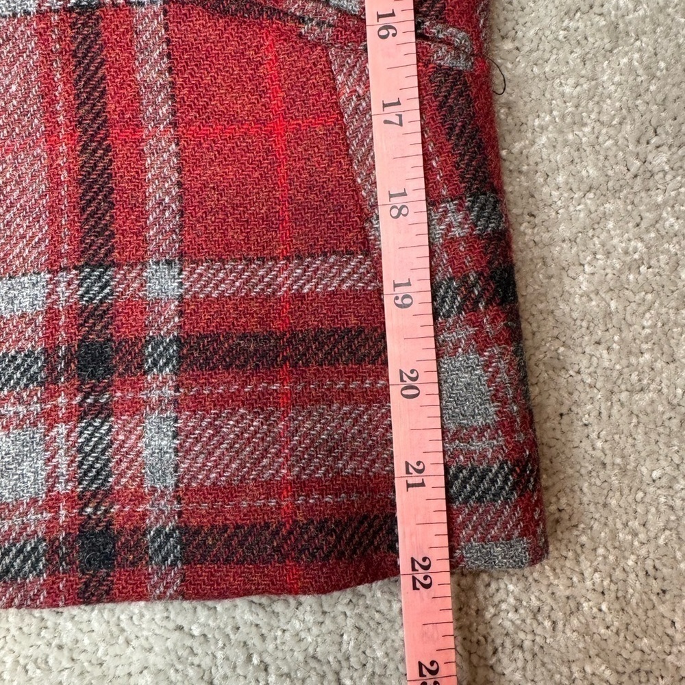 Talbots Wool, Red, Gray and Black Plaid Jacket/Blazer, Sz 10P (80% Wool) - Picture 10 of 11